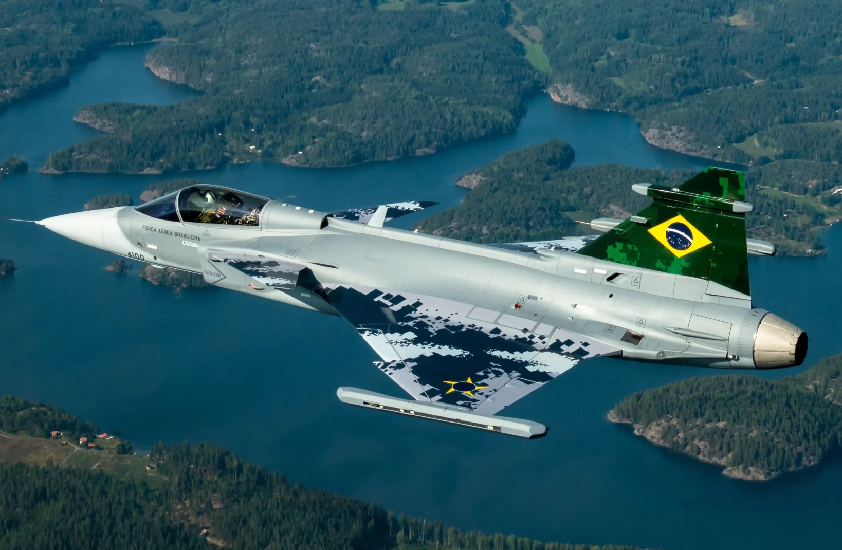 Saab F-39 Gripen